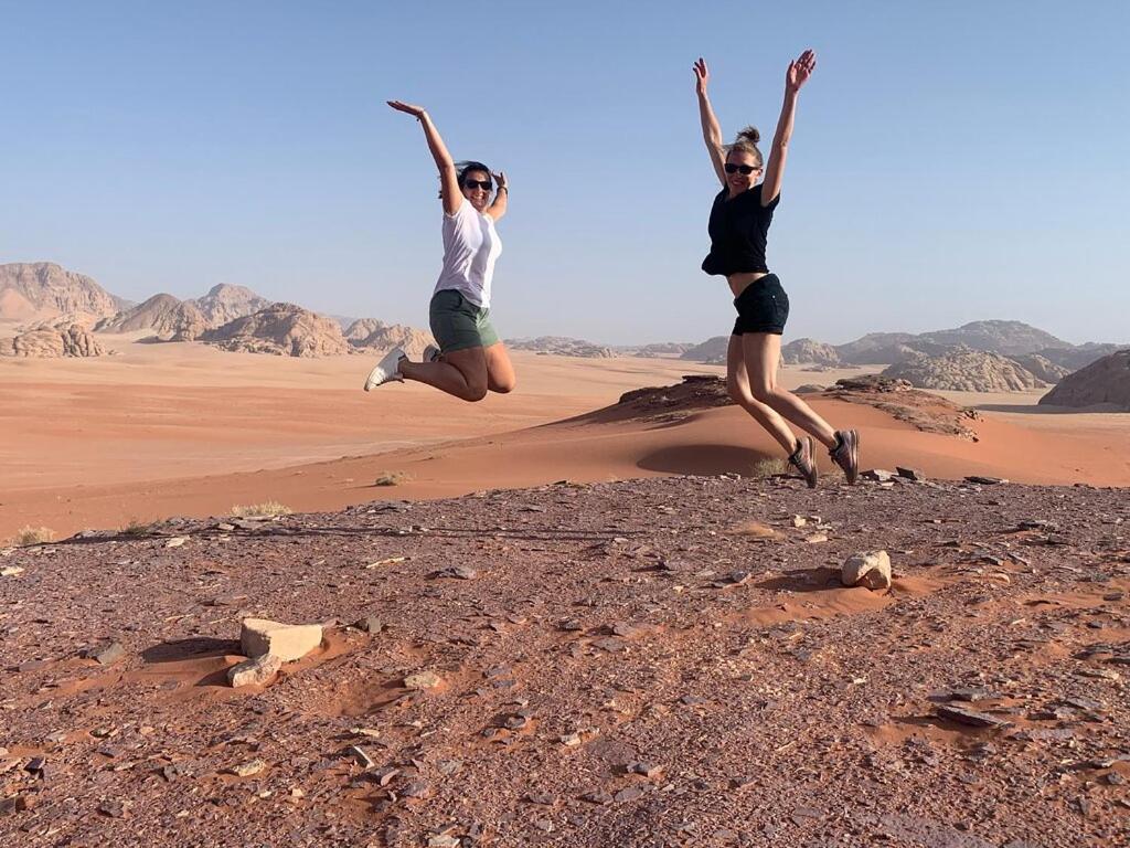 Moon City With Jeep Trips Wadi Rum Luaran gambar