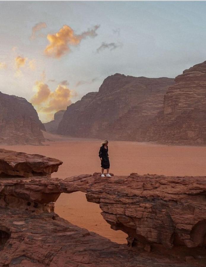 Moon City With Jeep Trips Wadi Rum Luaran gambar